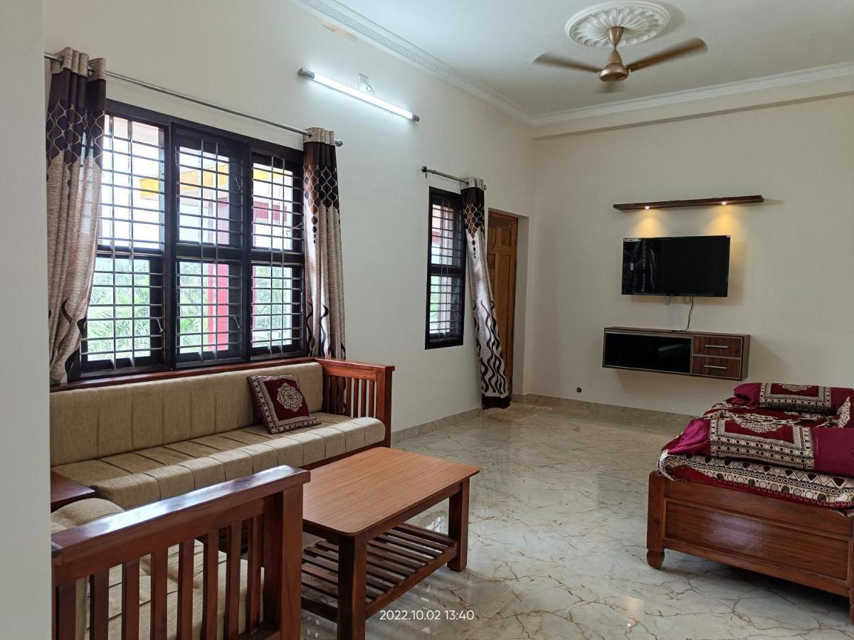 Nisarga Homestay, Dharmasthala Dharmastala Exterior photo